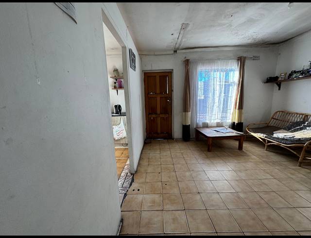 5 BEDROOM HOUSE FOR SALE IN FOREST GLADE
